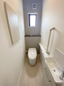 トイレは手洗い付き